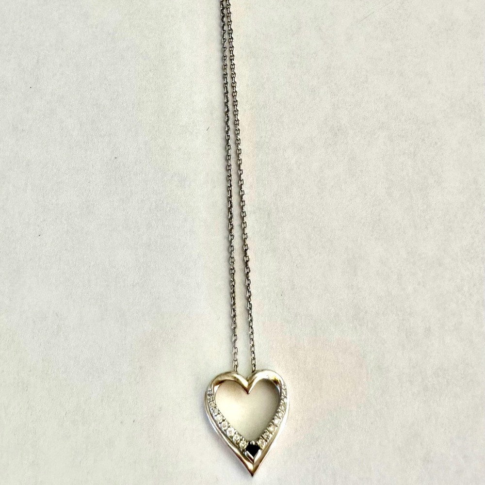 Vera wang diamond and sapphire heart necklace